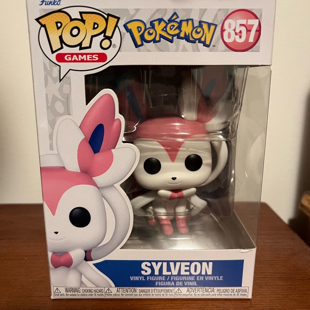 Funko Pokémon Sylveon Pink and White Vinyl Figure